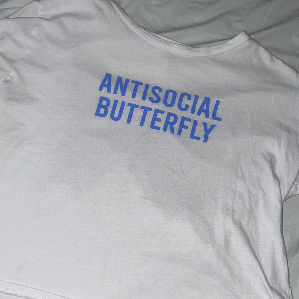 White graphic tee